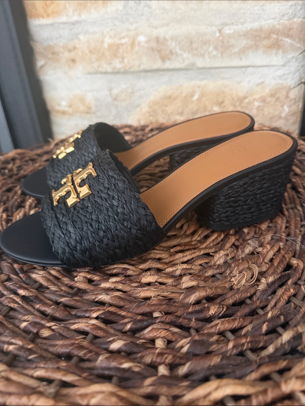 Tory Burch Black Sandals Straw Slides HEELED sz 10 - Picture 3 of 7